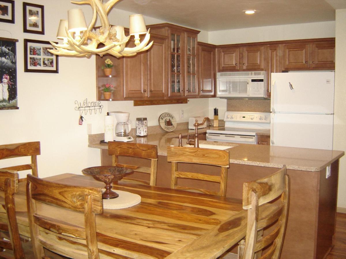 Summit Ski Resort 2Br-2Ba, Mammoth Lakes Room photo